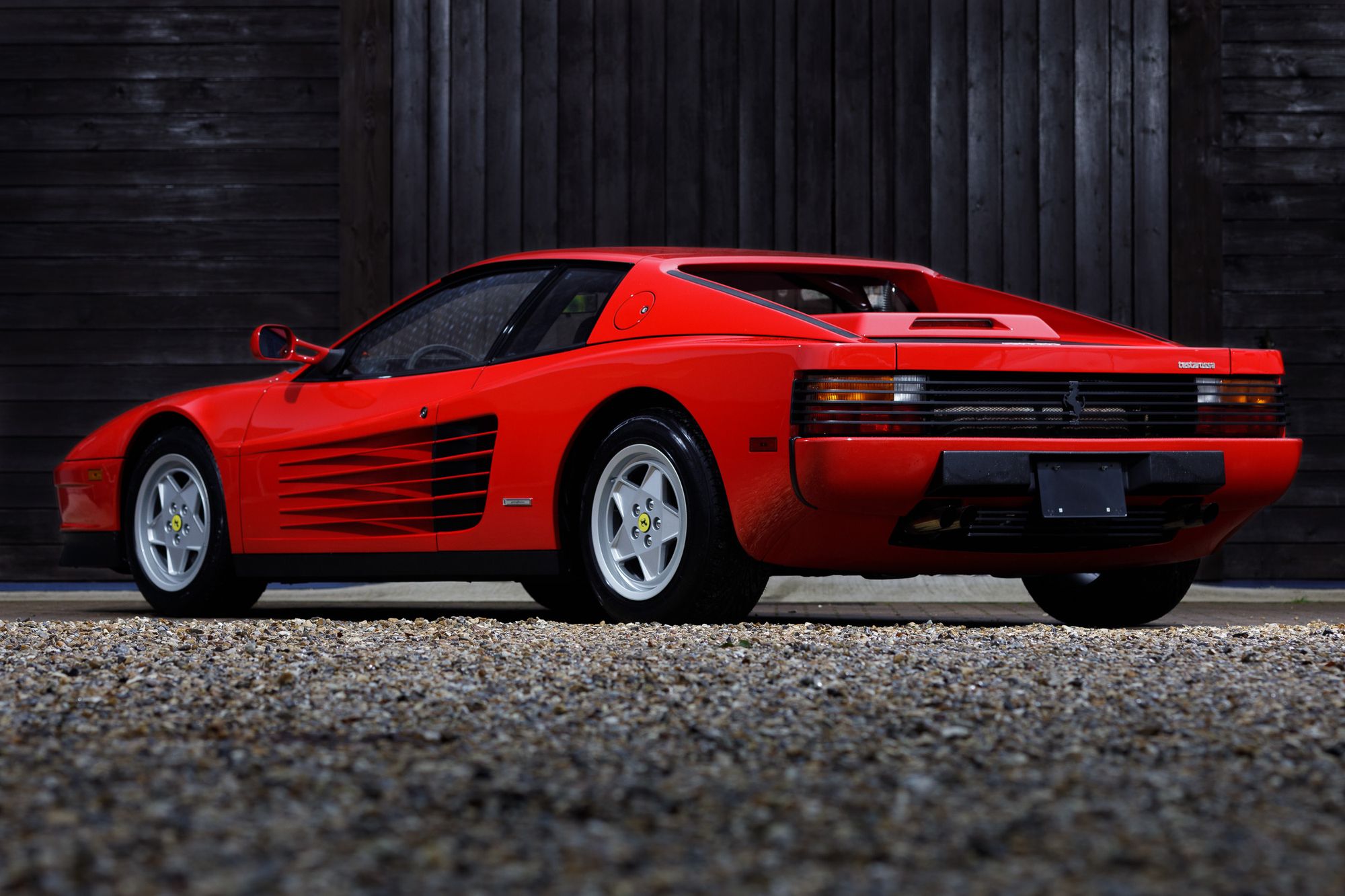 old ferrari testarossa