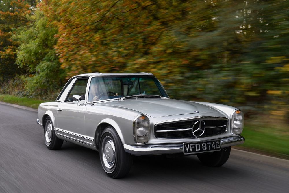 1968 Mercedes 280 SL Pagoda