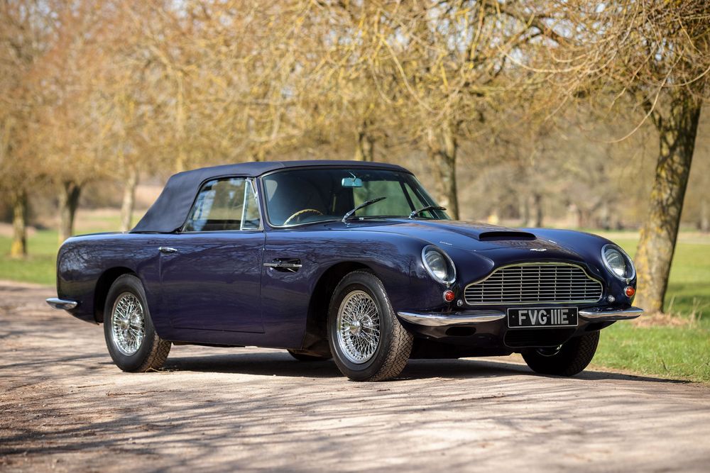 1967 Aston Martin DB6 Vantage Volante